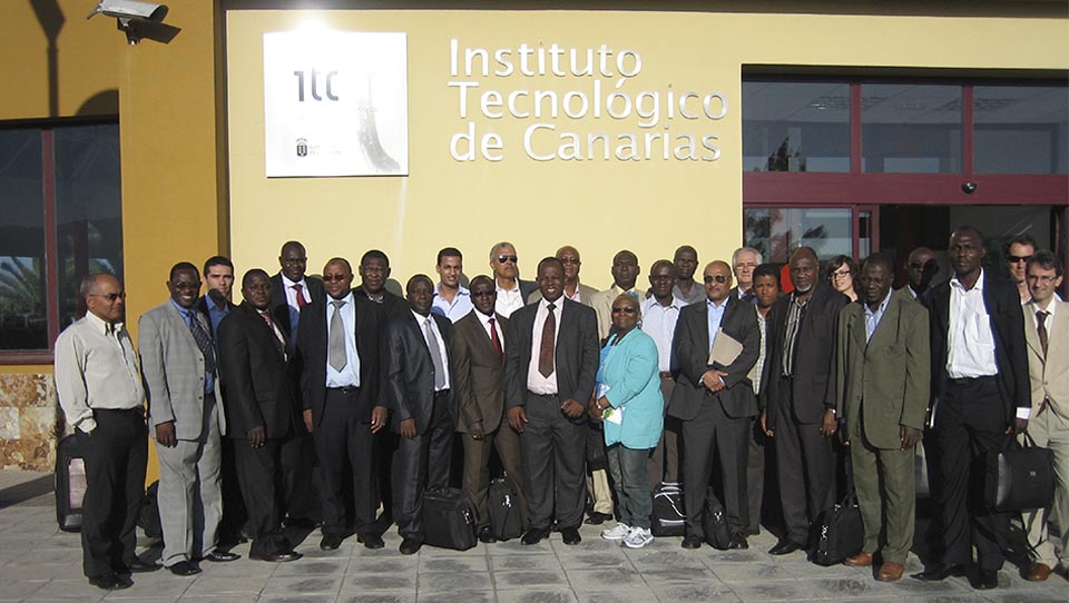 AGUA-ENERGÍA - 2002.Mauritania: creación de centro de formación en energías renovables, desalación y frío en la Universidad de Nouakchott